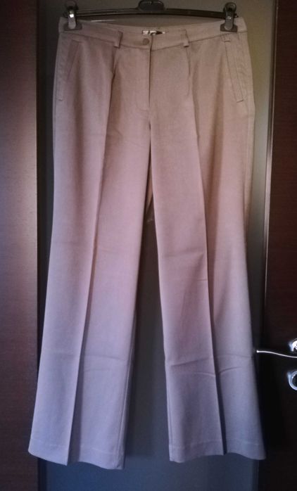 eleganckie damskie spodnie 42 / 44 szwedy na niski wzrost  za ½ ceny