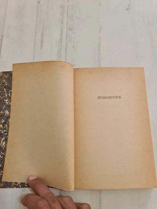 Livro Marco Aurélio Pensamentos