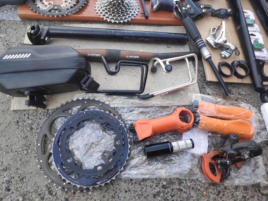 Продам велозапчасти