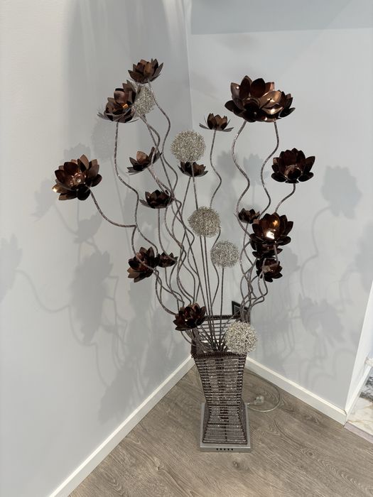 Candeeiro decorativo com luzes