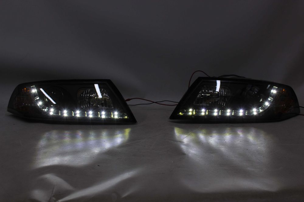 Reflektory lampy przednie przód SKODA OCTAVIA 2 II 04-08 H7 SMOKE LED
