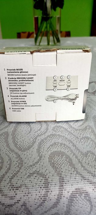 Zegar lustrzany LED - nowy.