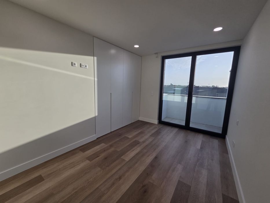 Moradia t4 geminada