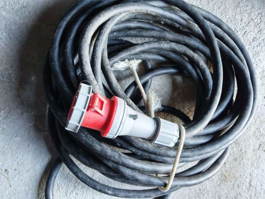 Kabel miedziany.