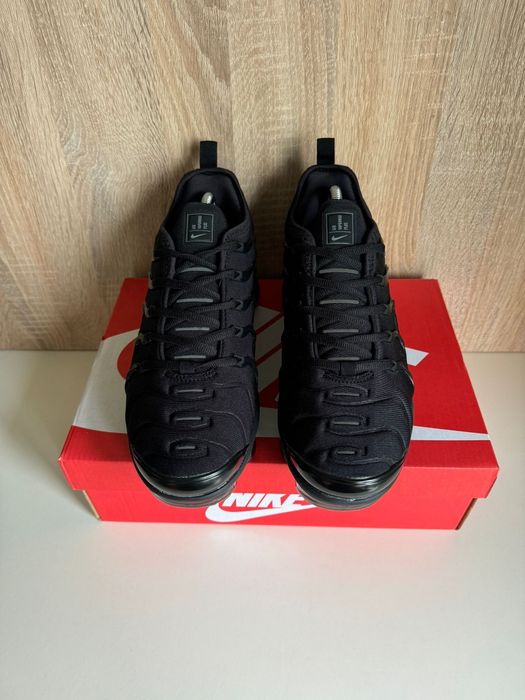 Nowe buty Nike Air Vapormax Plus Rozmiar 43