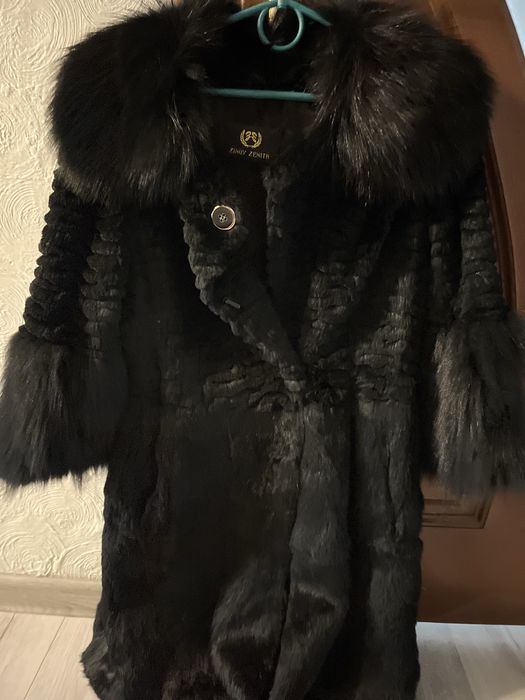 Шубка розмір 42-44