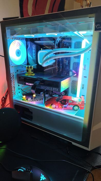 Vendo PC game com ecrã