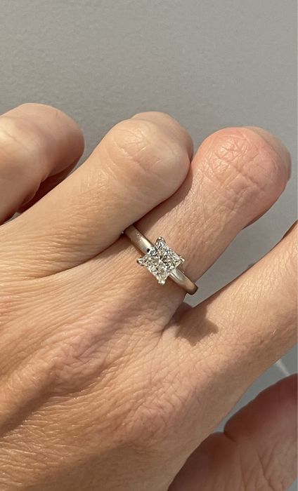 Кольцо природный бриллиант платина