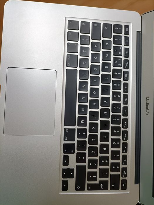 MacBook Air 15", Not Working64738132388609121