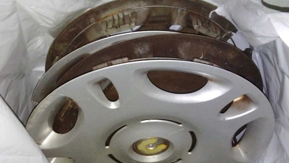 Tampões originas BMW 15" vendo ou troco