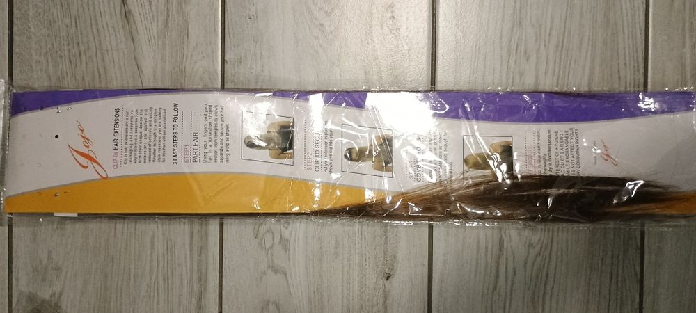 Przedłużki syntetyczne włosy doczepiane na zatrzaski