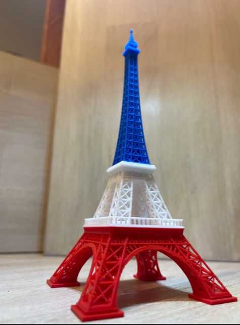 Torre Eiffel Multicolorida