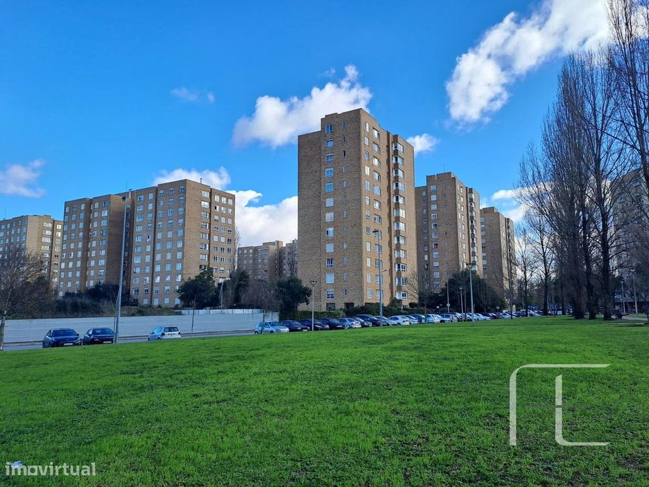 Apartamento T4 Venda em Ramalde,Porto — Ramalde, Porto