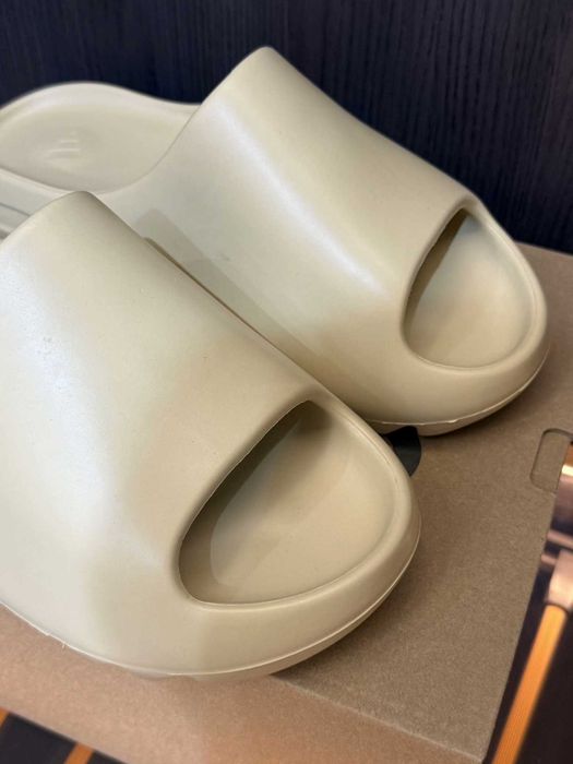 Buty meskie adidas_Yeezy_Slide_Bone  buty sportowe R. 37