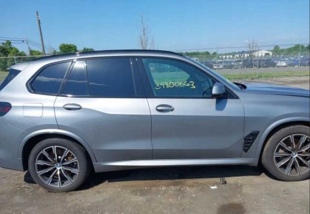 Двері BMW X5 запчастини розбор бмв х5 запчасти