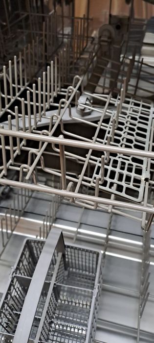 Máquina lavar louça kunft - zona Vermoim Maia