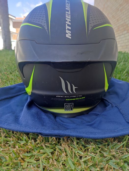 Capacete MT Helmets momentum L