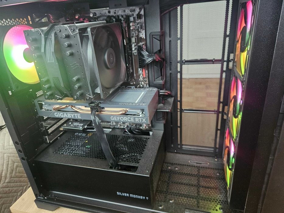 Gamingowy PC i7-9700KF RTX 4060 8GB 32GB RAM SSD 1,5TB WIFI BT