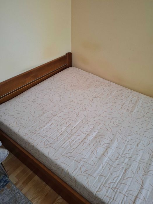 Materac 140x200 używany