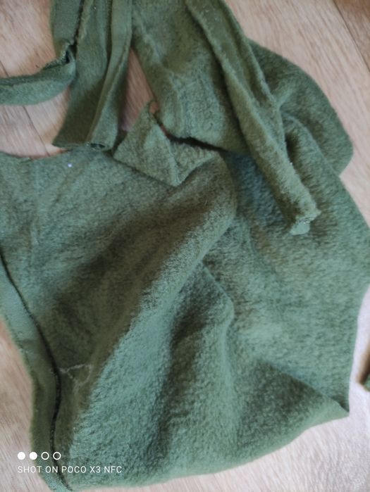 Безкоштовно обрізки флісу для в'язання маскувальних сіток