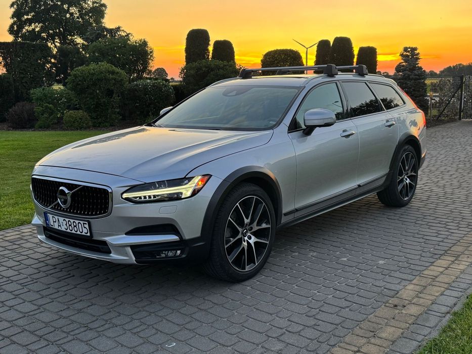 Volvo V90 Cross Country V90 Cross Country T6 AWD / HEAD UP