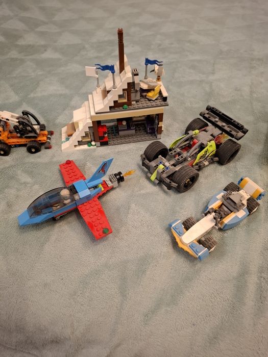 Lego mix box z klockami plus zbudowane zabawki z innych zestawów