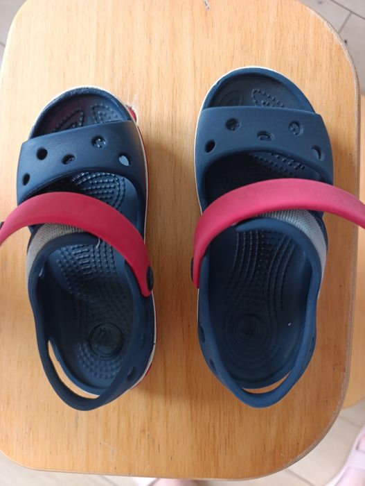 Sandałki crocs C9