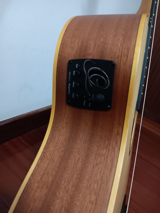 Guitarra 7 cordas clássica Ortega