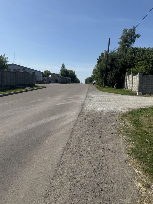 Продам земельну ділянку під комерцію 67 сот