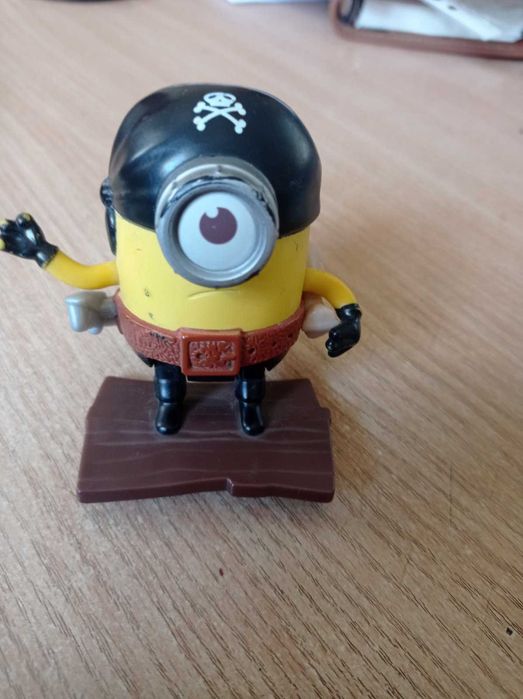 Фигурка  Миньон  из Макдональдс