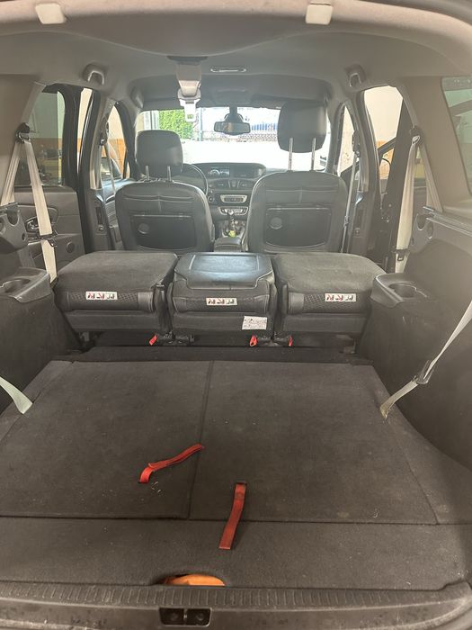 Reno scenik grand 3 2015