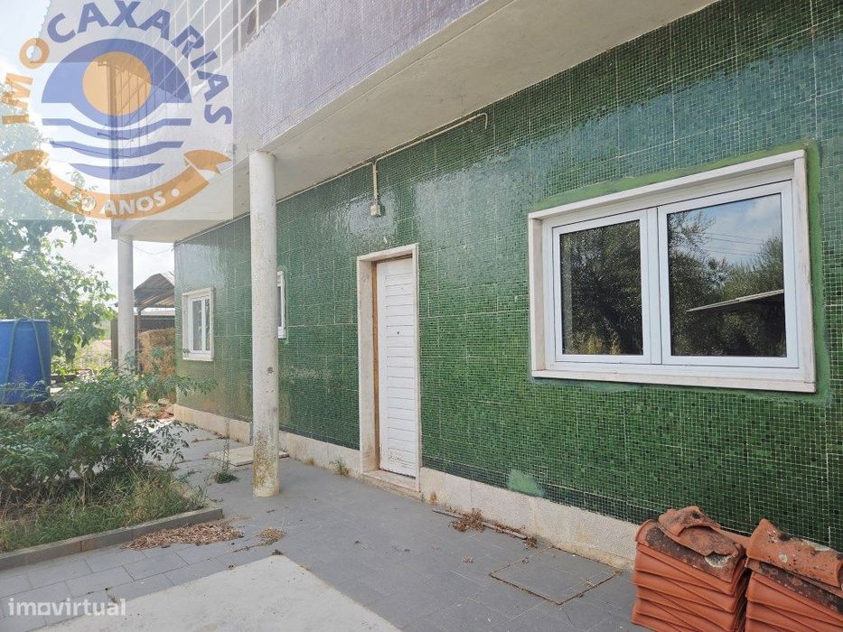 Moradia T5 na Ramalheira Jardim, Anexos e Espaço Exterior