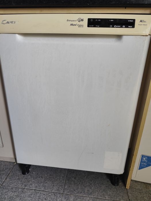 Vendo para peças máquina da loiça Candy Evospace Maxi plates