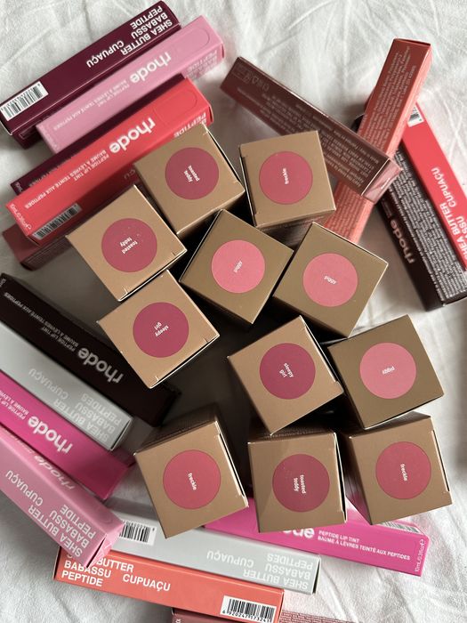 Rhode Peptide Blush — кремові рум’яна з доглядовою формулою