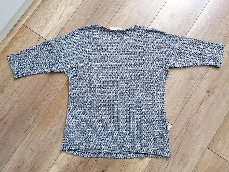 Cienki sweterek grafitowy Butik