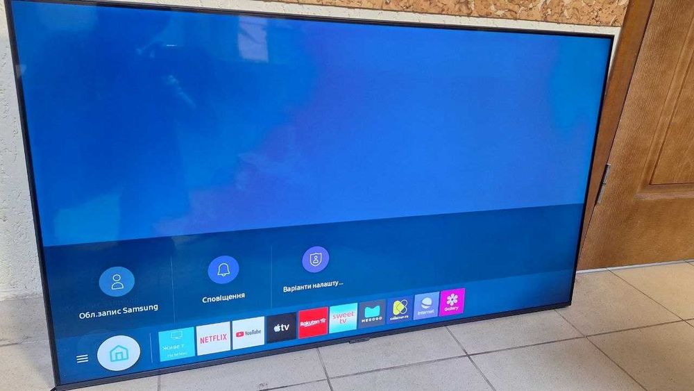 Телувізор Samsung UE50AU7100