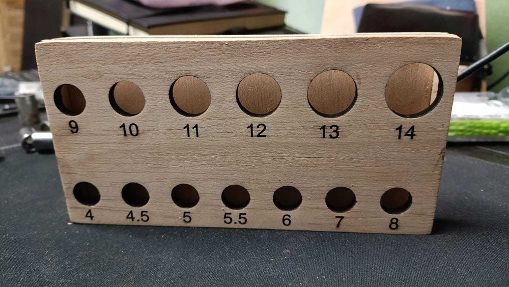 Suporte de Chaves de caixa em madeira