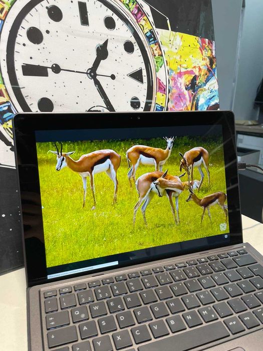 HP Pro x2 612 G2 сенсорний ноутбук-планшет є кількість