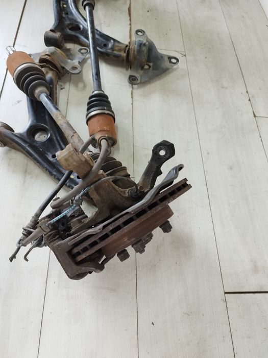 Honda Jazz III 09-15 Półoś Wachacz Dolny Zwrotnica Lewa / Prawa Zacisk