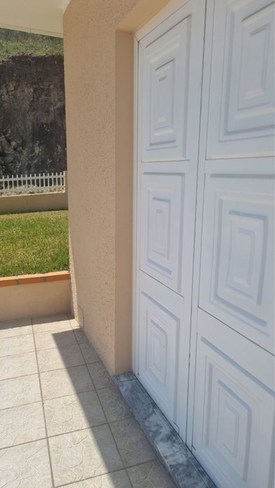 Portão em aluminio