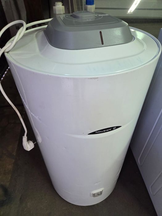 Temoacumulador de 100 lts