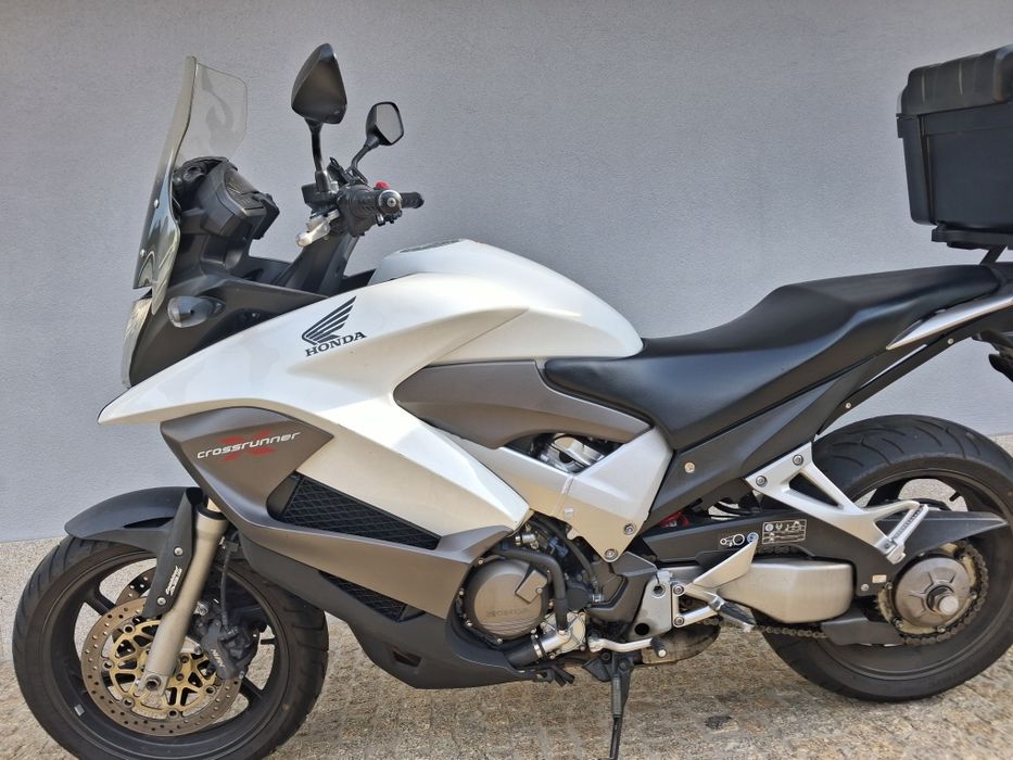 Honda vfr800x crossrunner