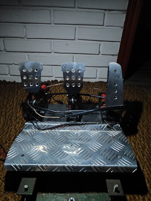 Direct drive база і педалі feel vr