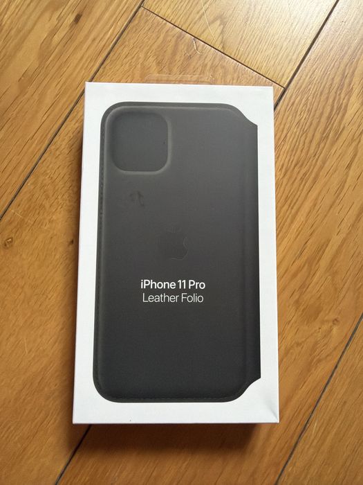 Apple iPhone 11 Pro Leather Folio