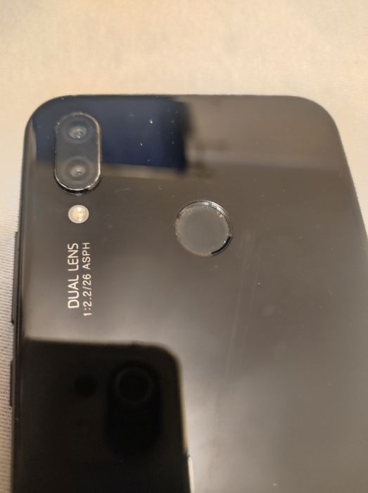 Huawei P20 Lite smartfon 4/64 4 GB telefon komórkowy