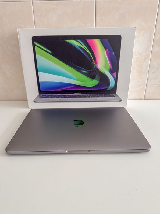 MacBook Pro 13” M1