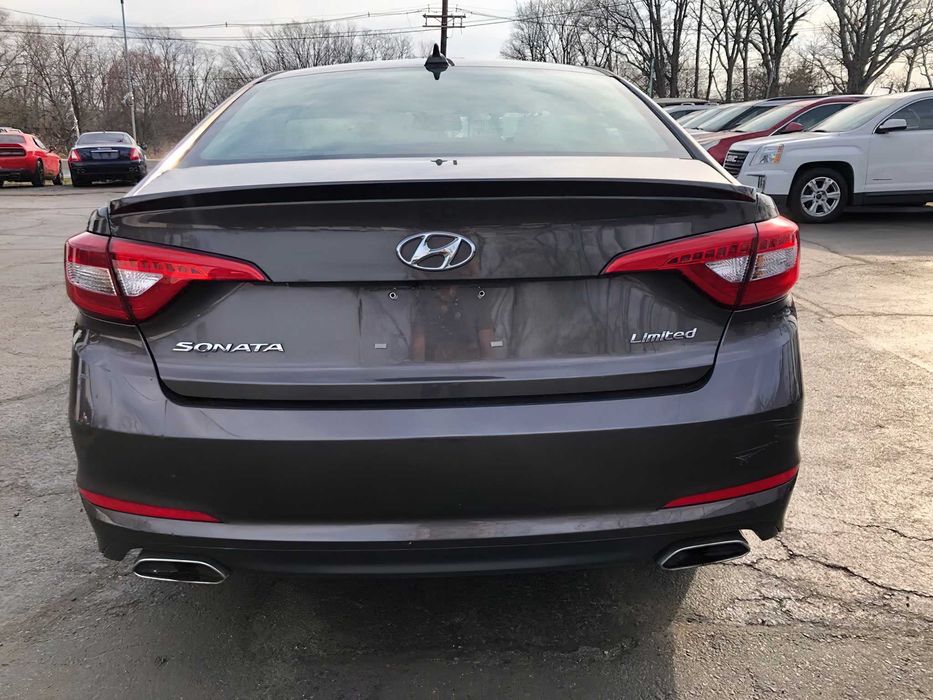 Hyundai Sonata Sport      2017