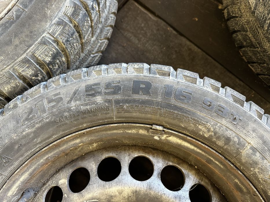 Komplet kół opony zimowe 215/55 mercedes w211 w210 r16 w203