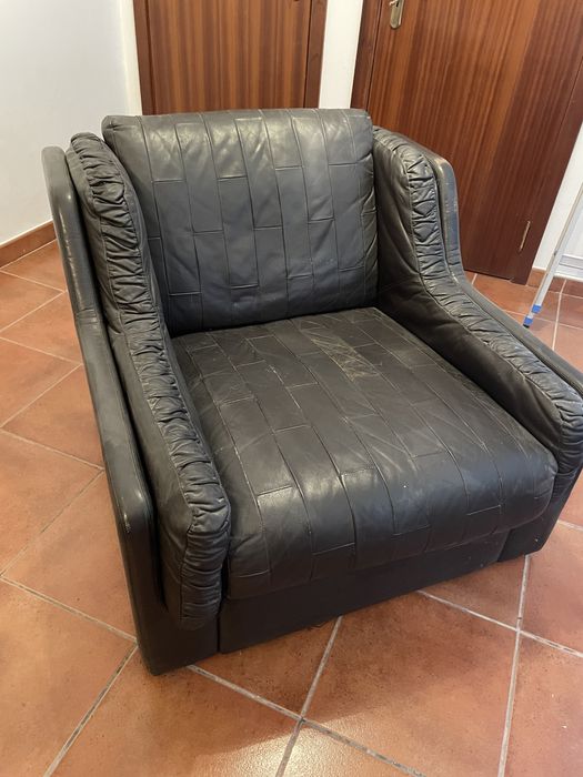Sofa em pele 1 lugar