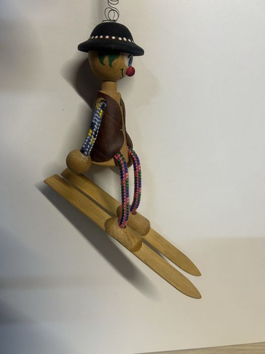 Drewniana figurka – dekoracja wisząca nr.9065
